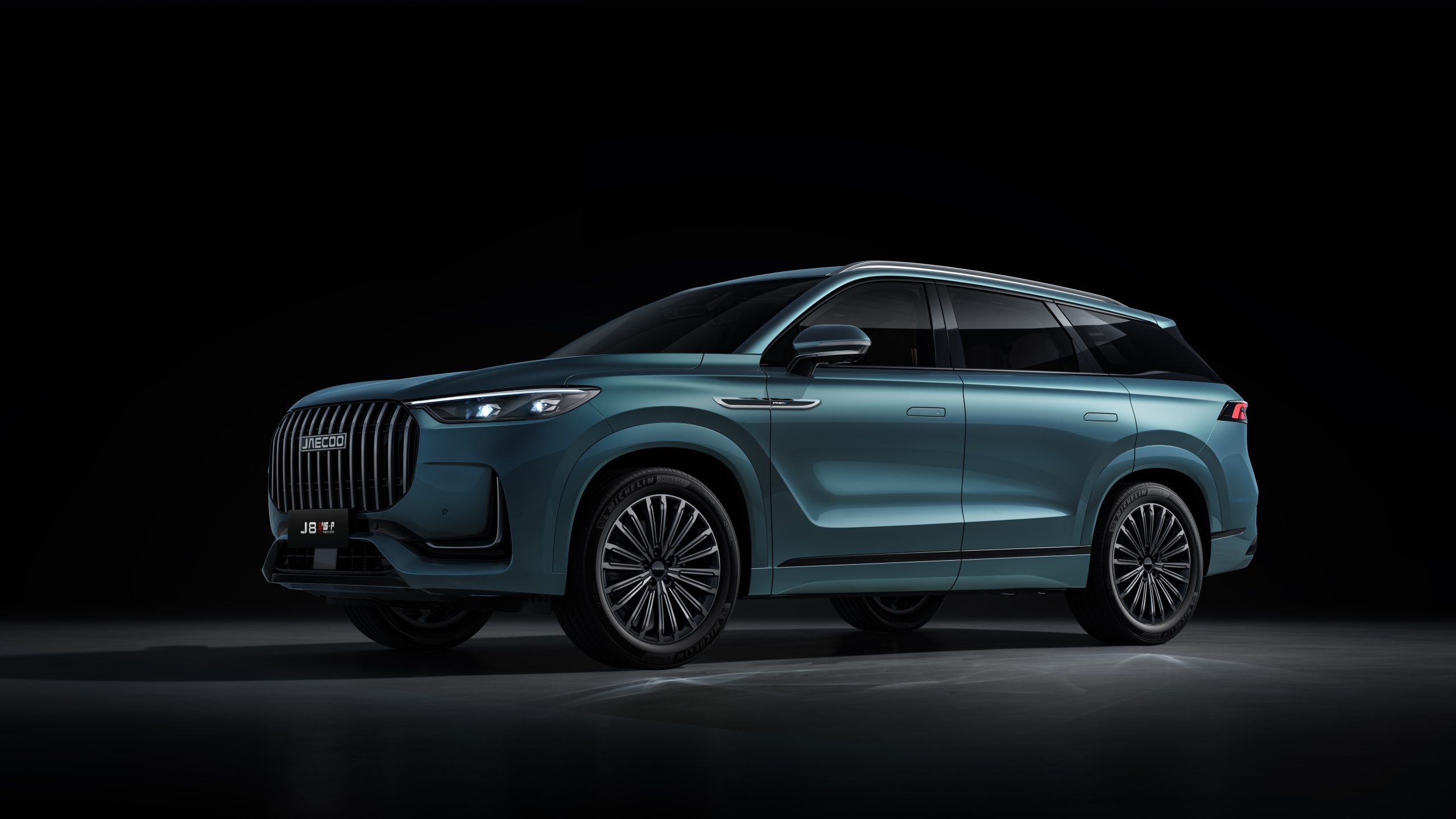 jaecoo-8-shs-p-lato-2b